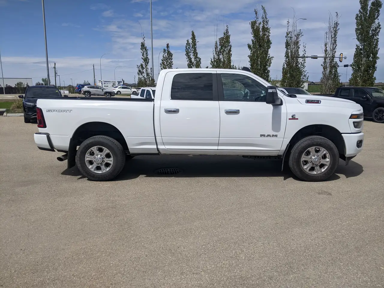 RAM 3500 снимка RAM 3500