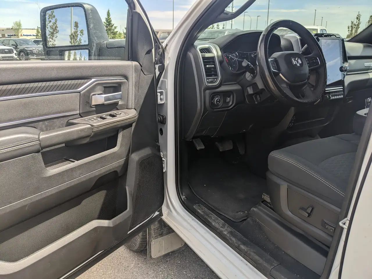 RAM 3500 снимка RAM 3500