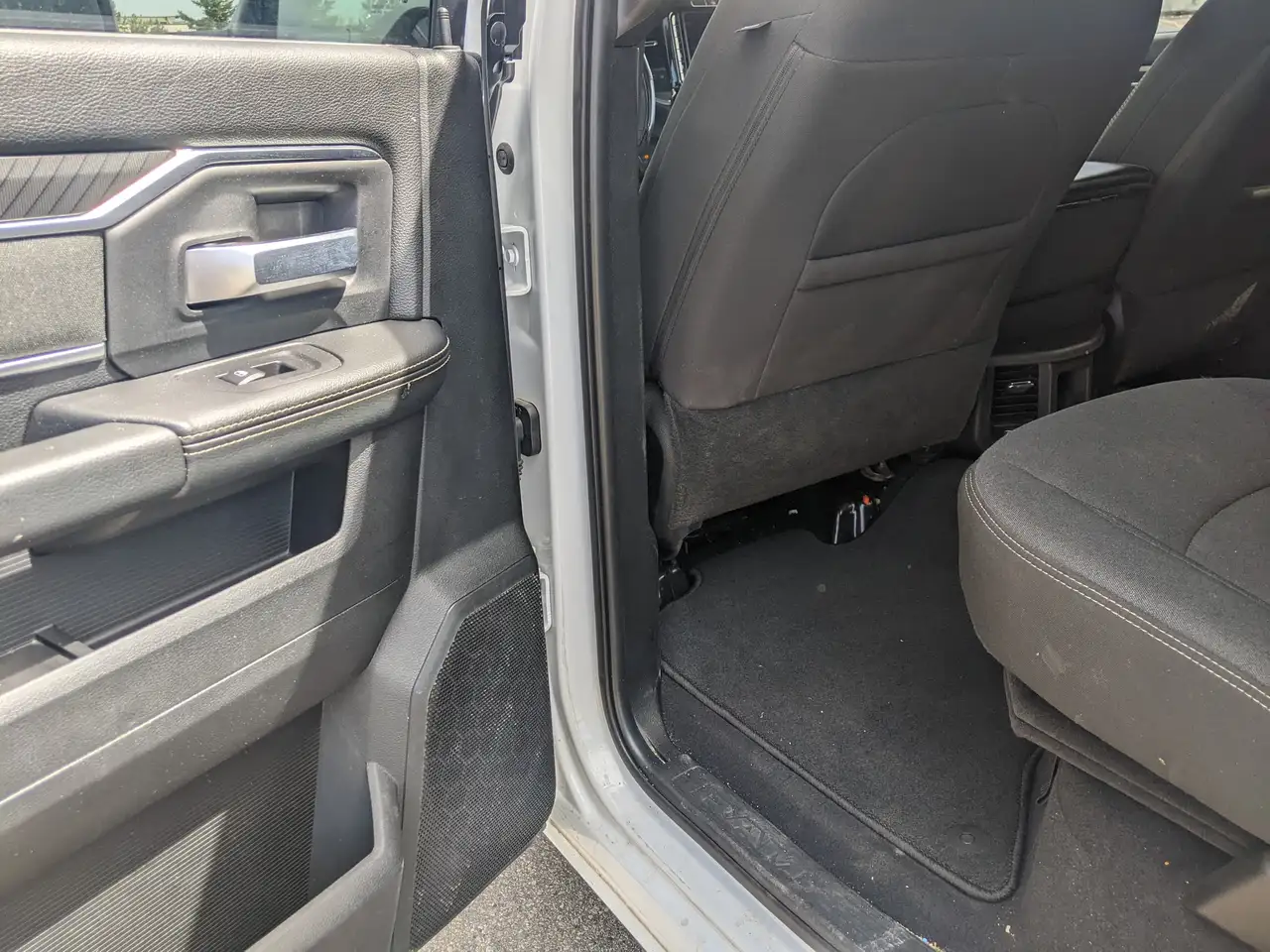 RAM 3500 снимка RAM 3500