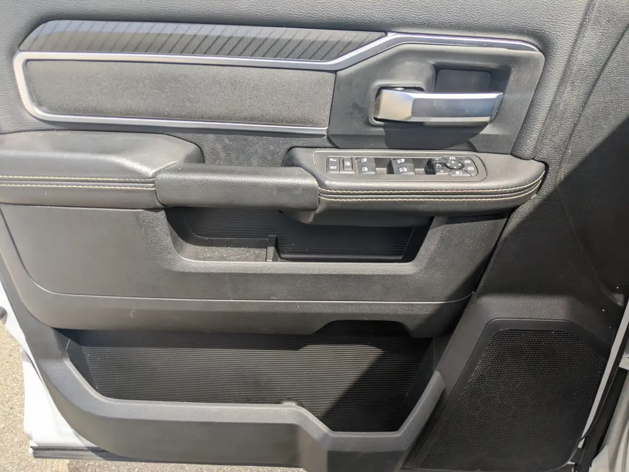 RAM 3500 снимка RAM 3500