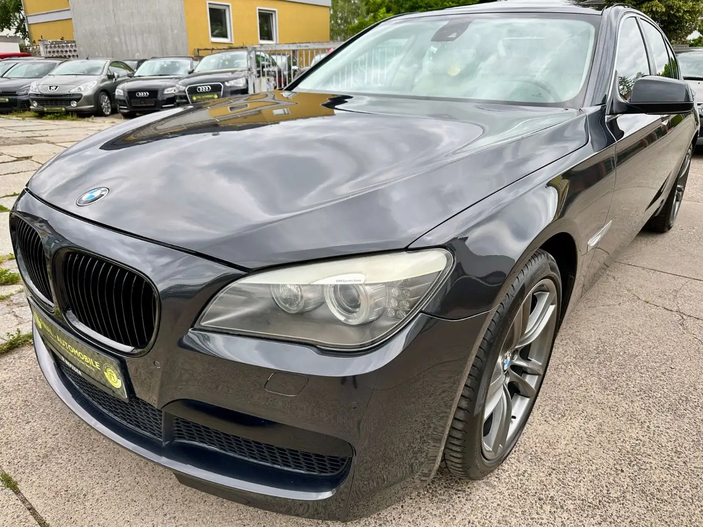 BMW 730 d Lim. * Leder * Navi * Kamera * SSD * SZH * Grau - 1