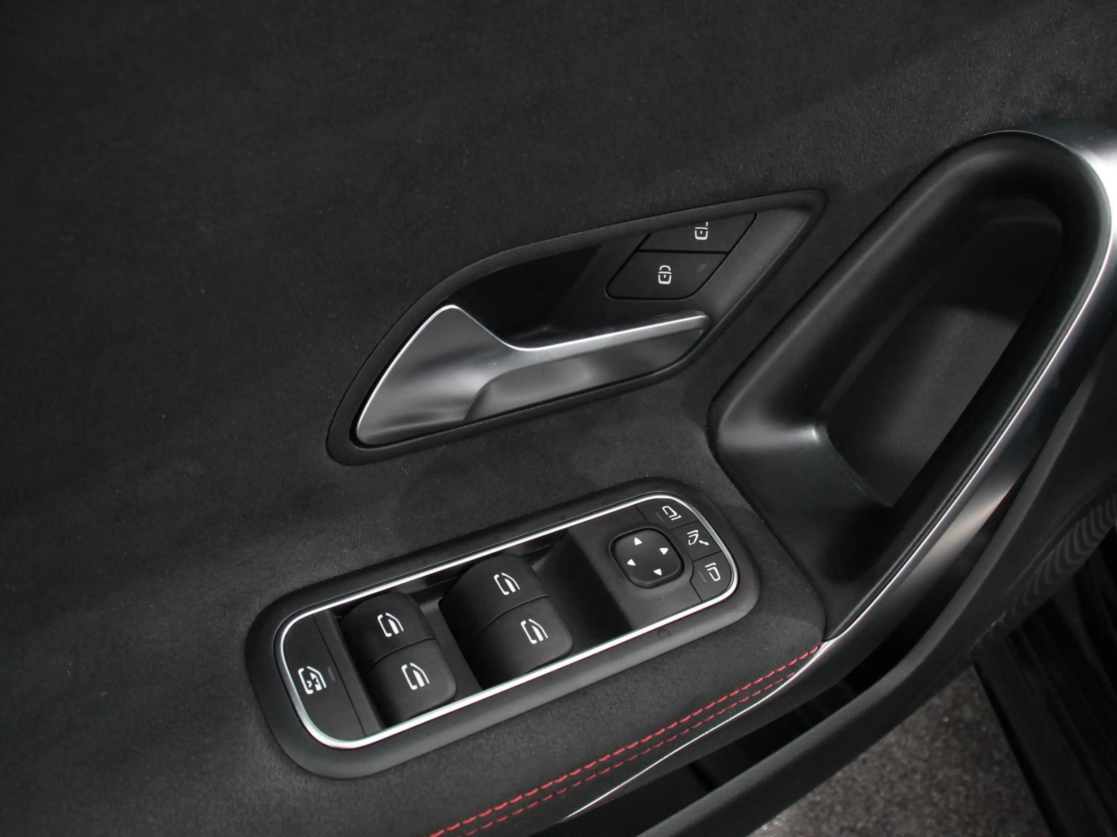 Mercedes-Benz A 200 Automaat AMG Line Navigatie Climate Control Camera — photo 12