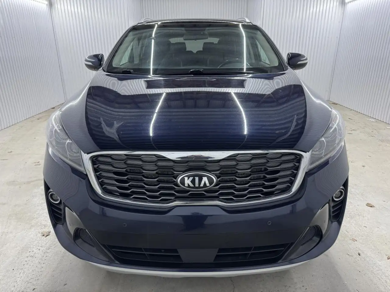 Kia Sorento снимка Kia Sorento