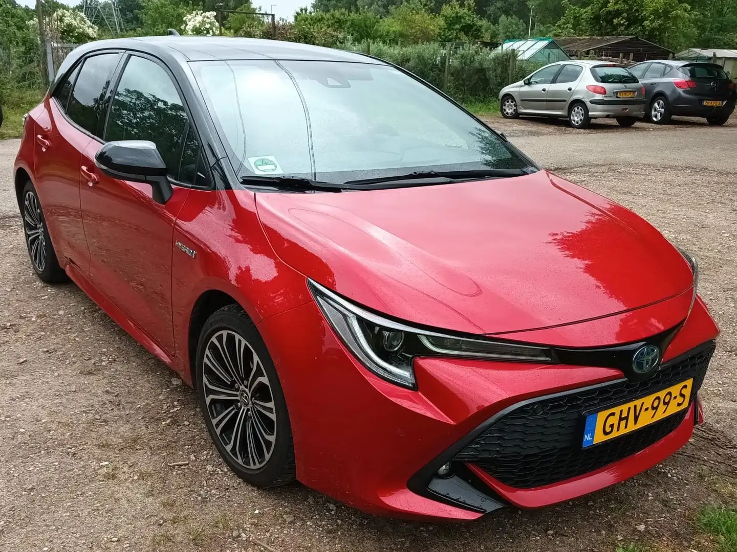 Toyota Corolla Corolla 1.8 Hybrid Dynamic Rood - 1