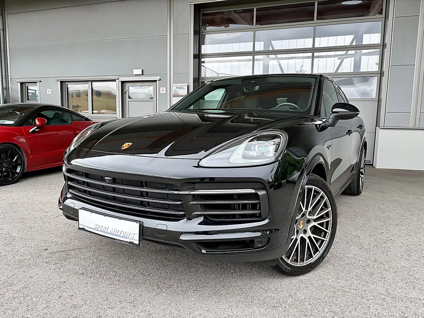 Porsche Cayenne Coupe E-Hybrid Platinum Edition Aut. Schwarz - 1
