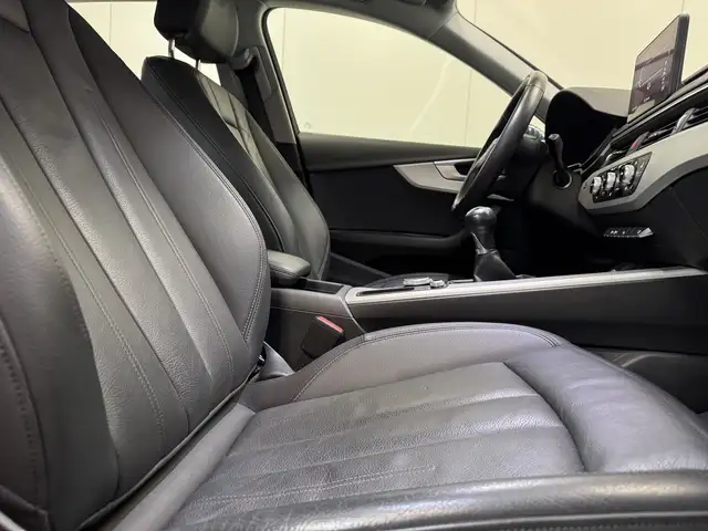 Audi A4 view 2