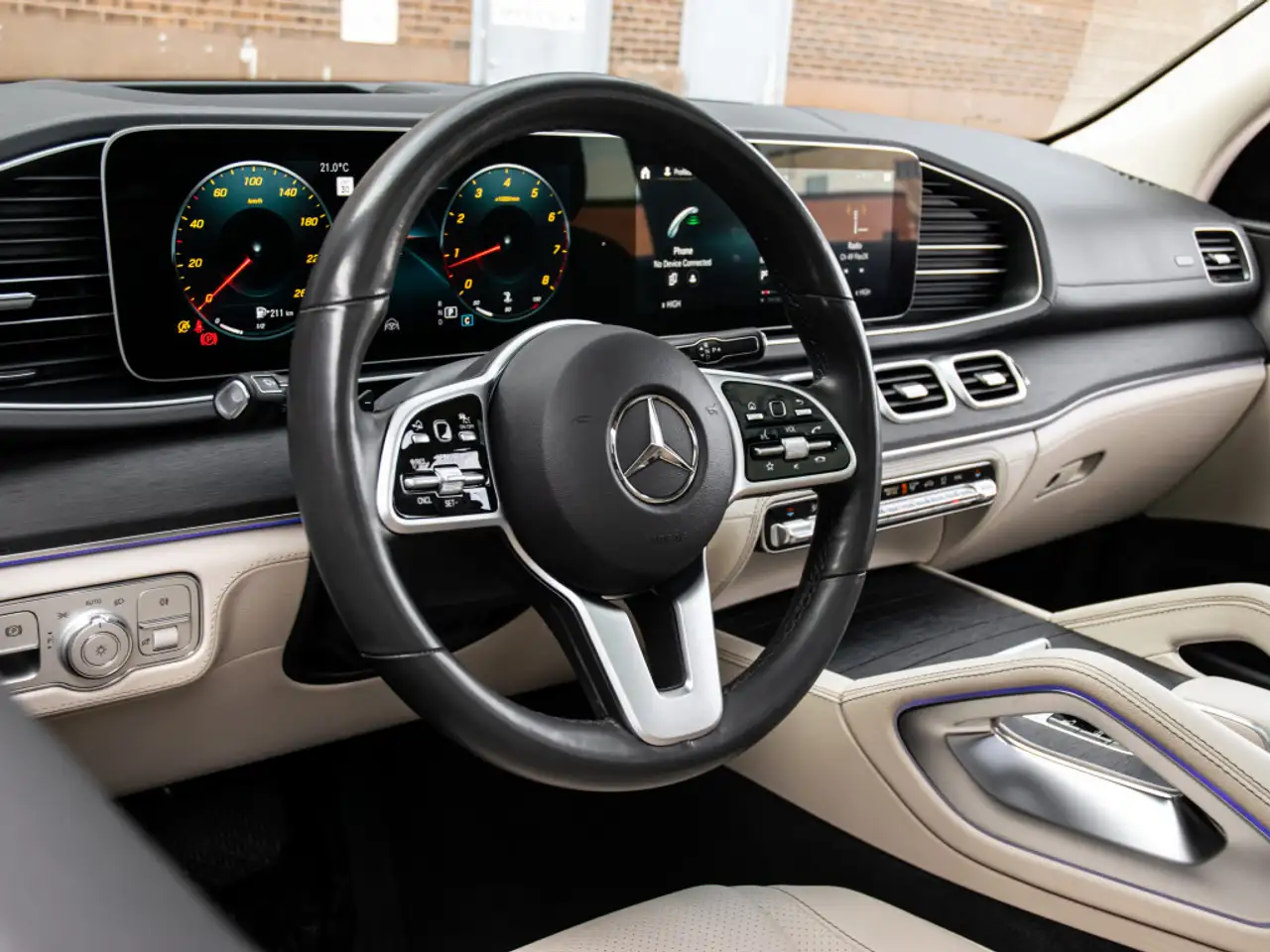 Mercedes-Benz GLE снимка Mercedes-Benz GLE