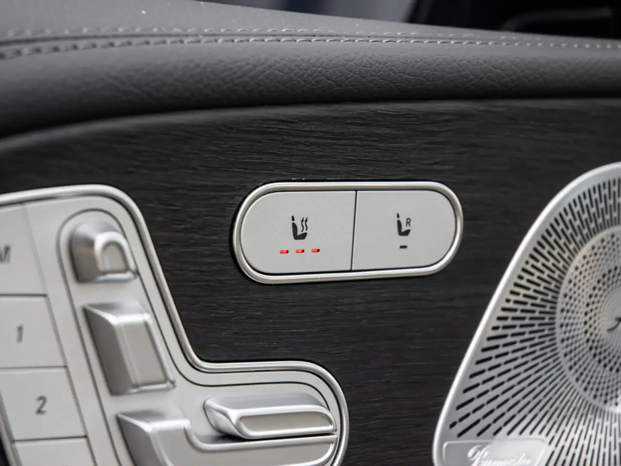 Mercedes-Benz GLE снимка Mercedes-Benz GLE