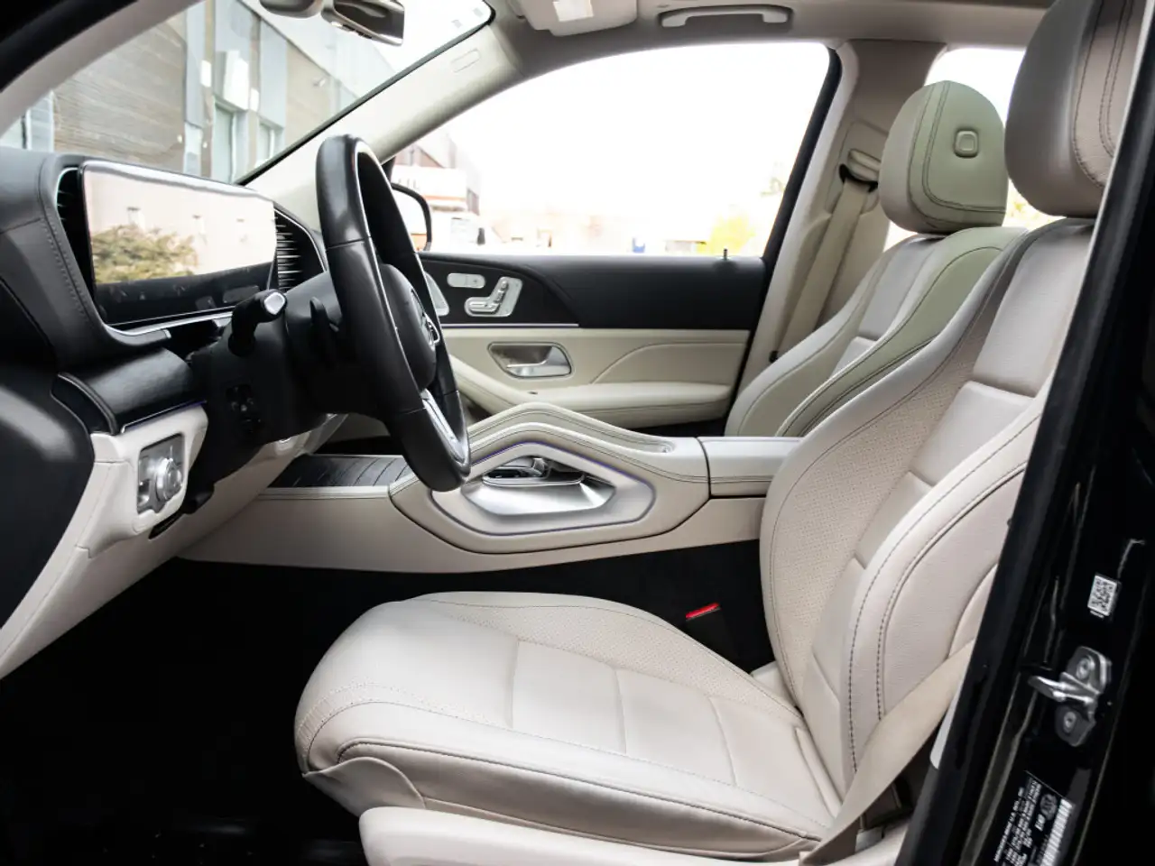 Mercedes-Benz GLE снимка Mercedes-Benz GLE