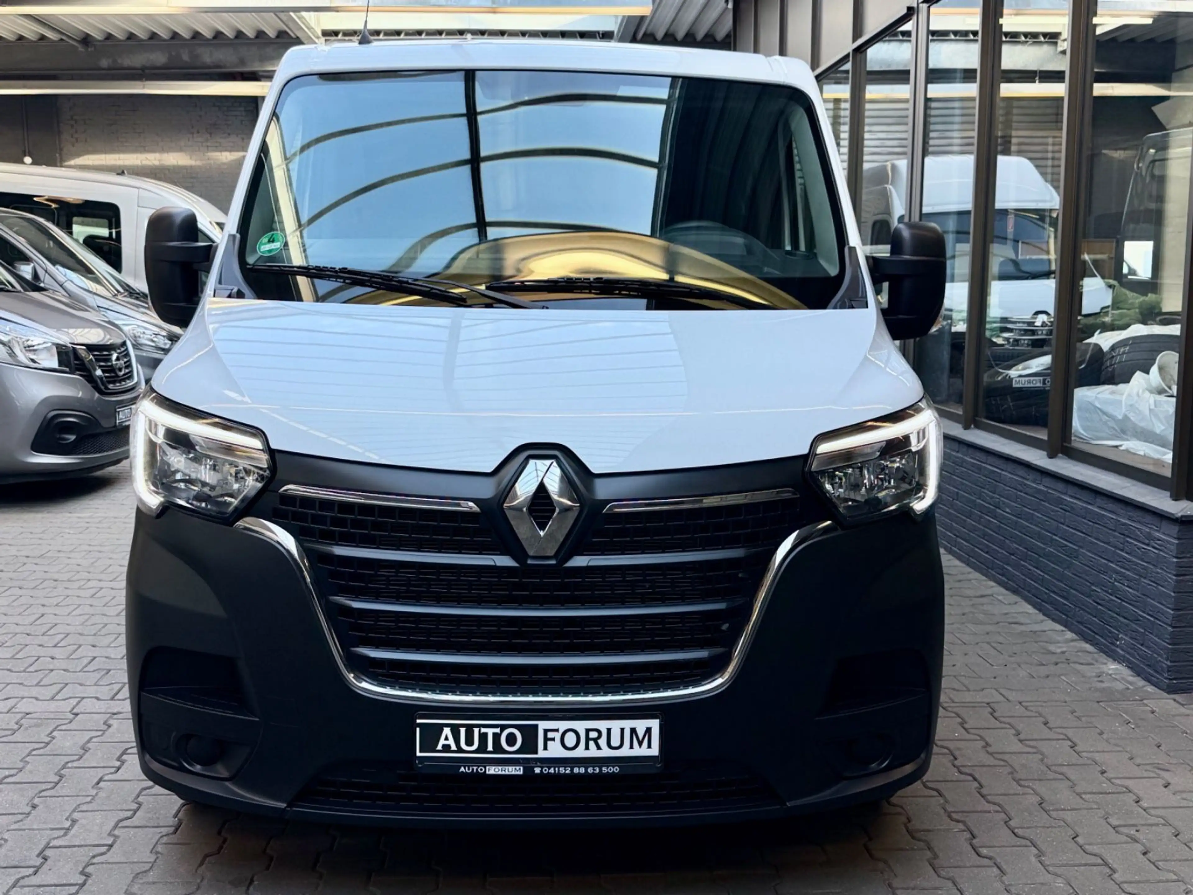 Renault Master 2.3 D L1H1 3,3t KLIMA 3SITZE PDC TEMPOMAT — photo 3