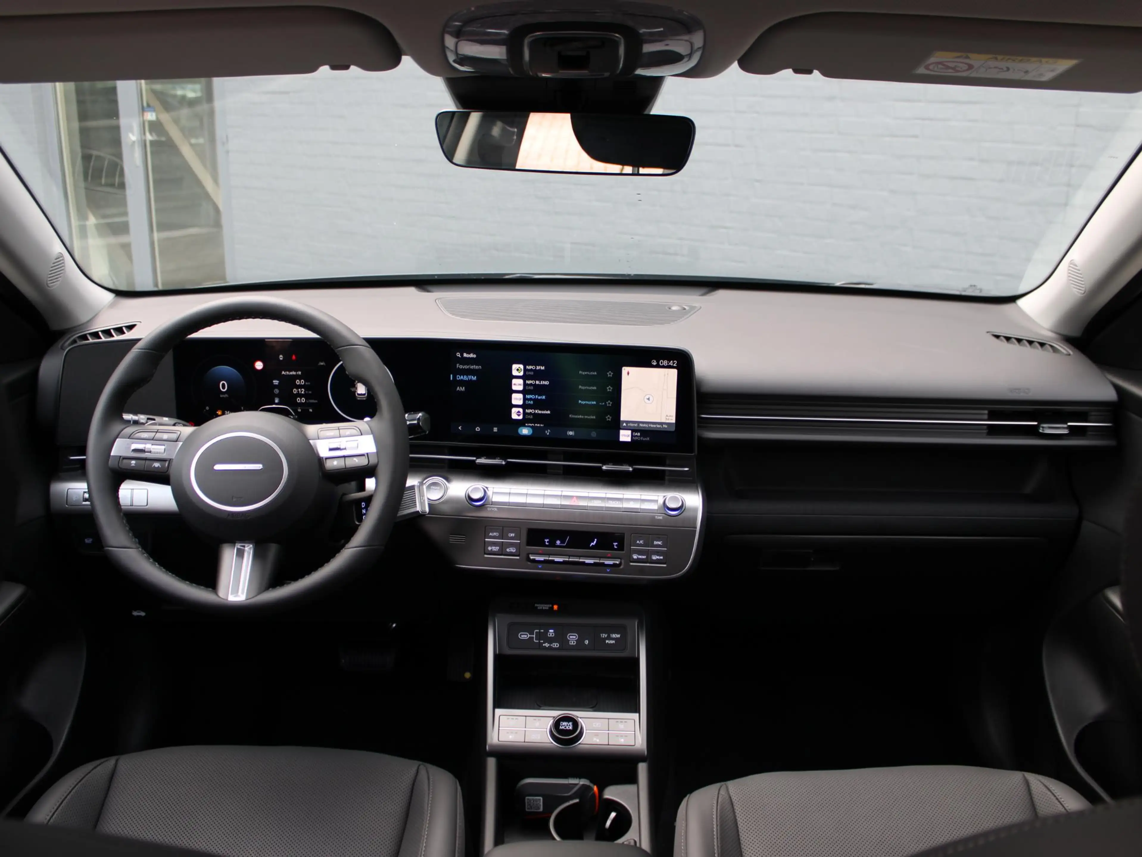 Hyundai KONA 1.6 GDI HEV Premium Sky — photo 12