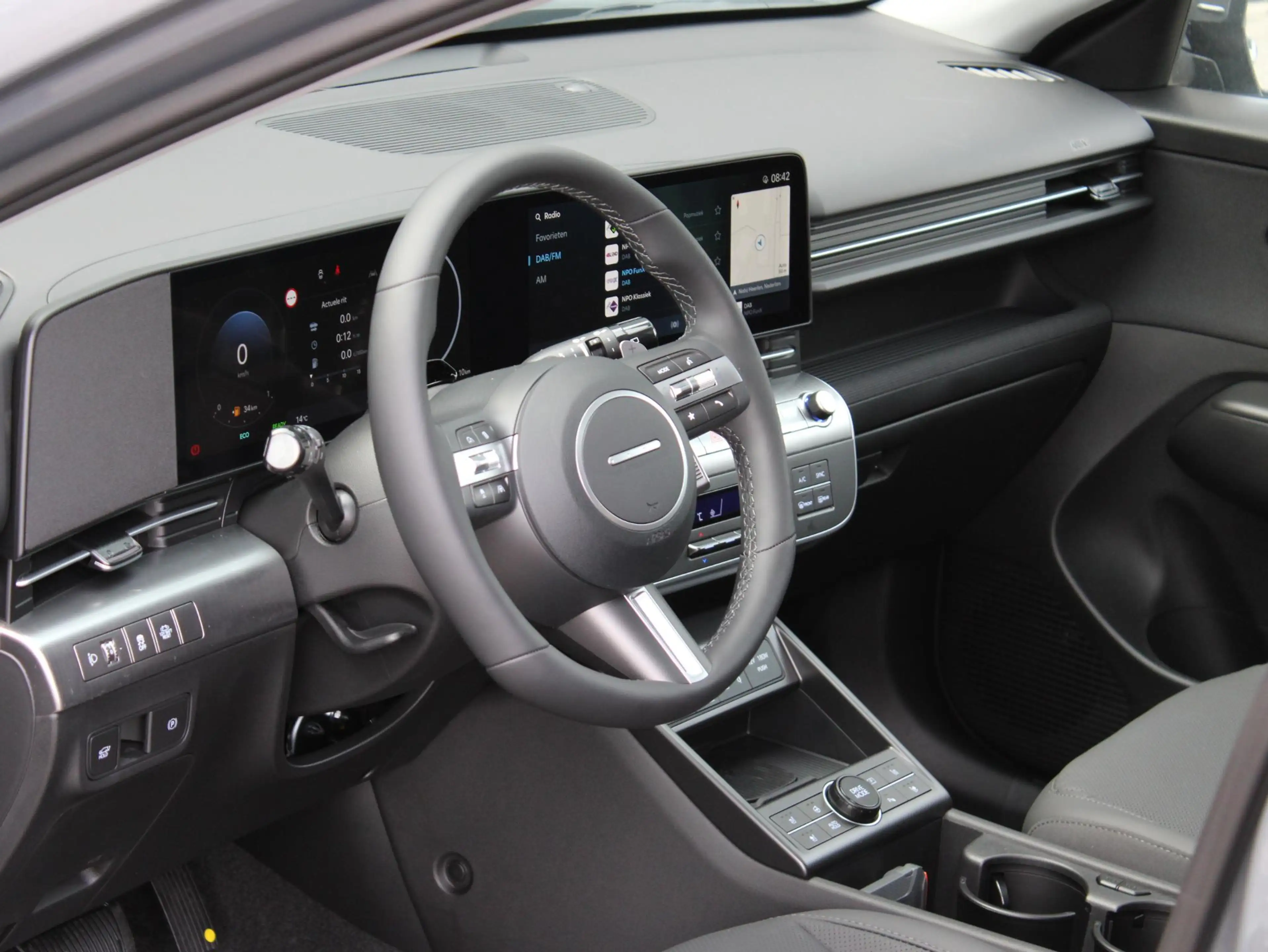 Hyundai KONA 1.6 GDI HEV Premium Sky — photo 10