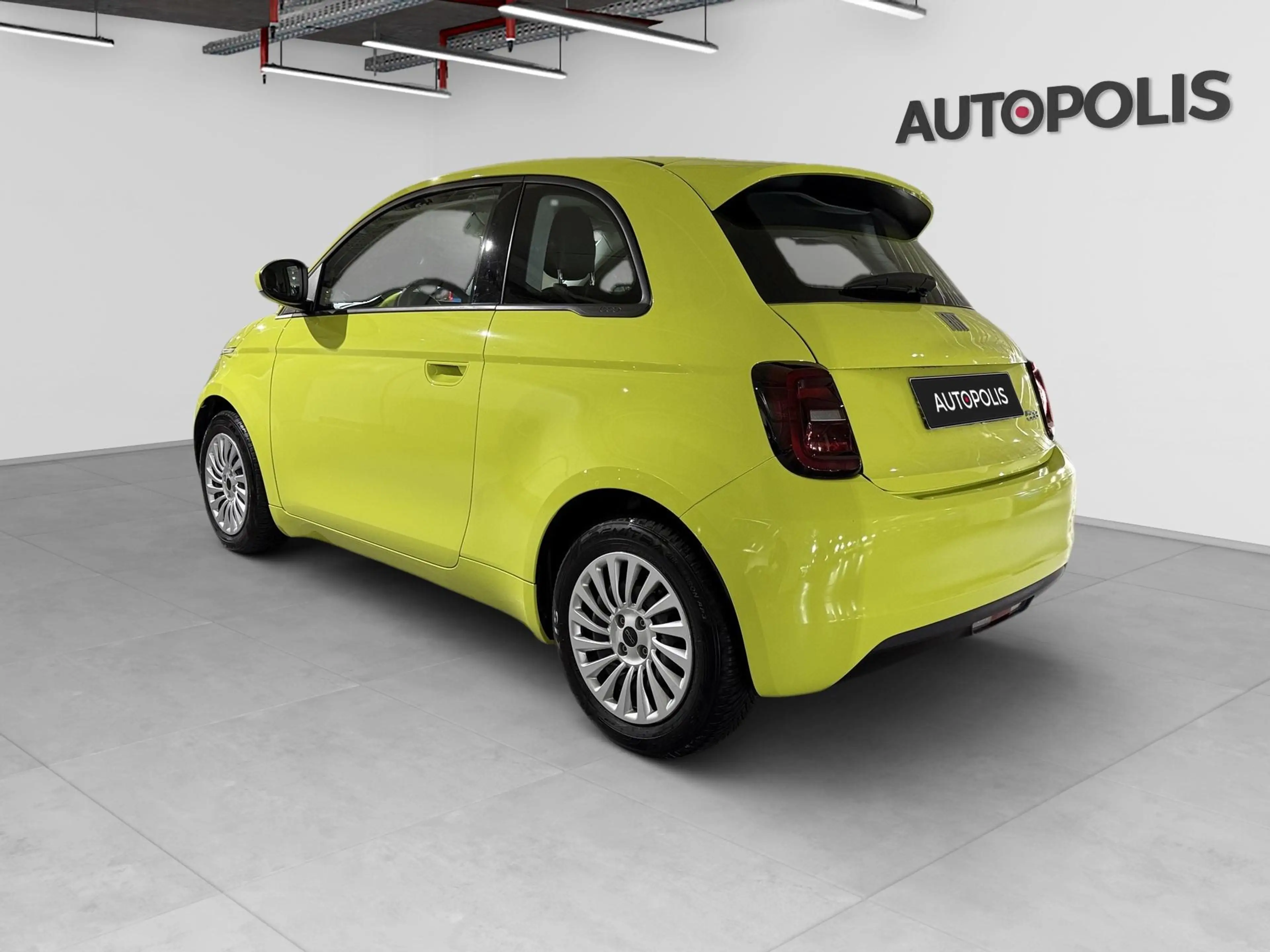 Fiat 500e 500e 24 kWh LIMO — photo 13