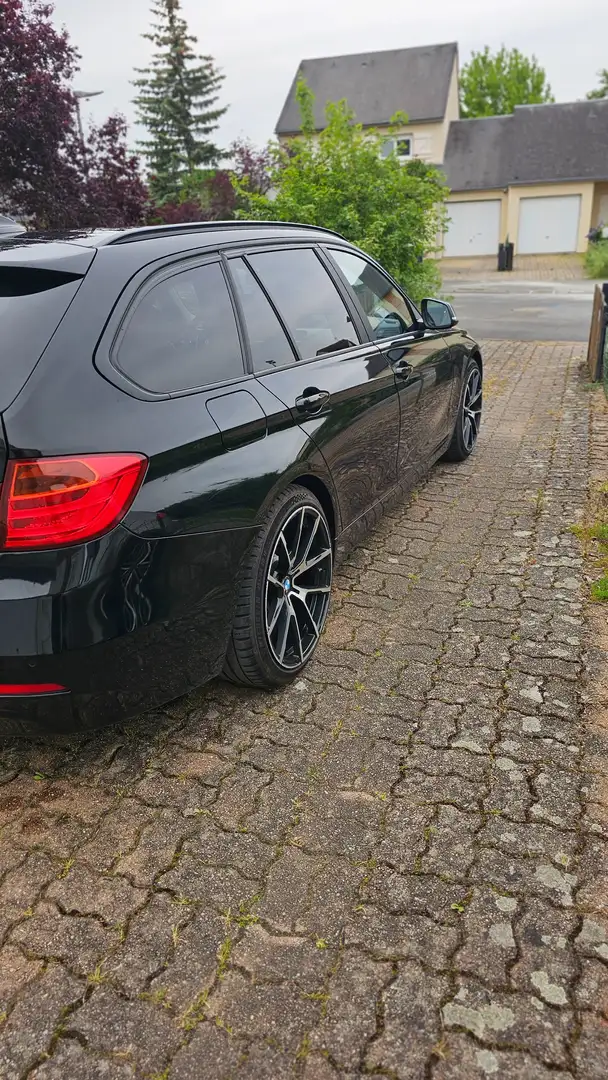 BMW 320 Touring 320d 184 ch 125 g Lounge Noir - 2
