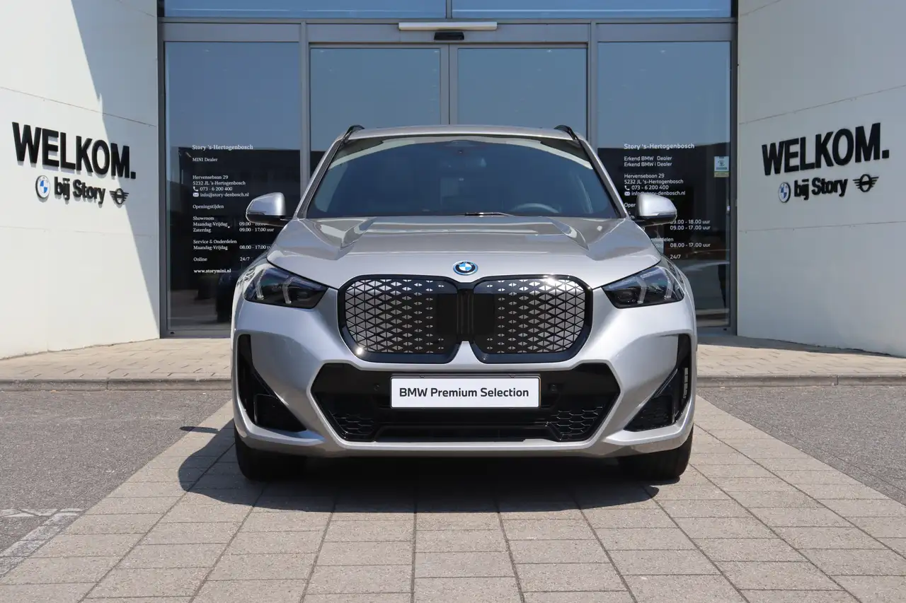 BMW iX1 2026