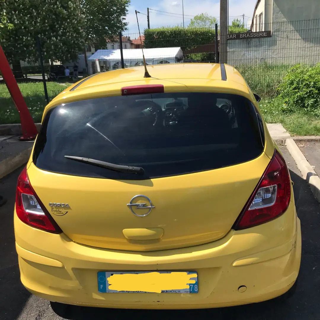 Opel Corsa 1.2 - 80 Twinport Essentia - 1