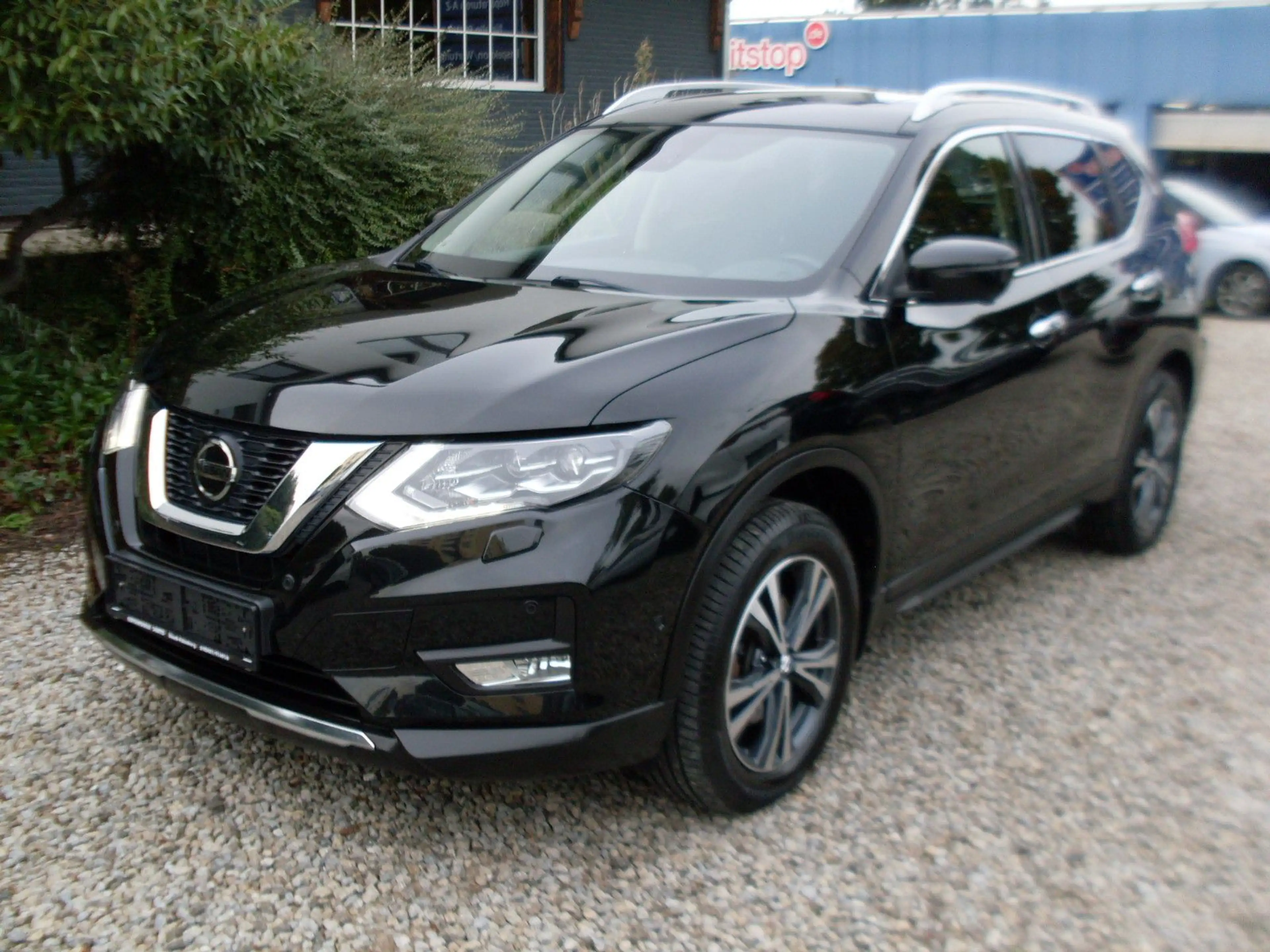 Nissan X-Trail N-Connecta 7Sitzer — photo 2