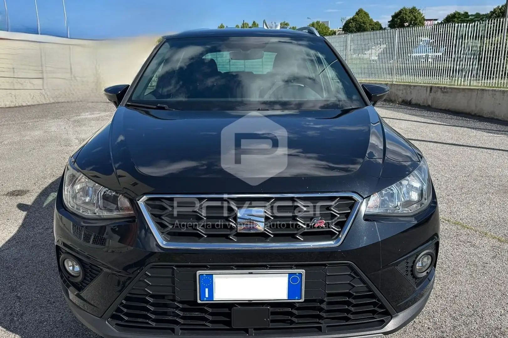 SEAT Arona Arona 1.0 TGI FR Nero - 2