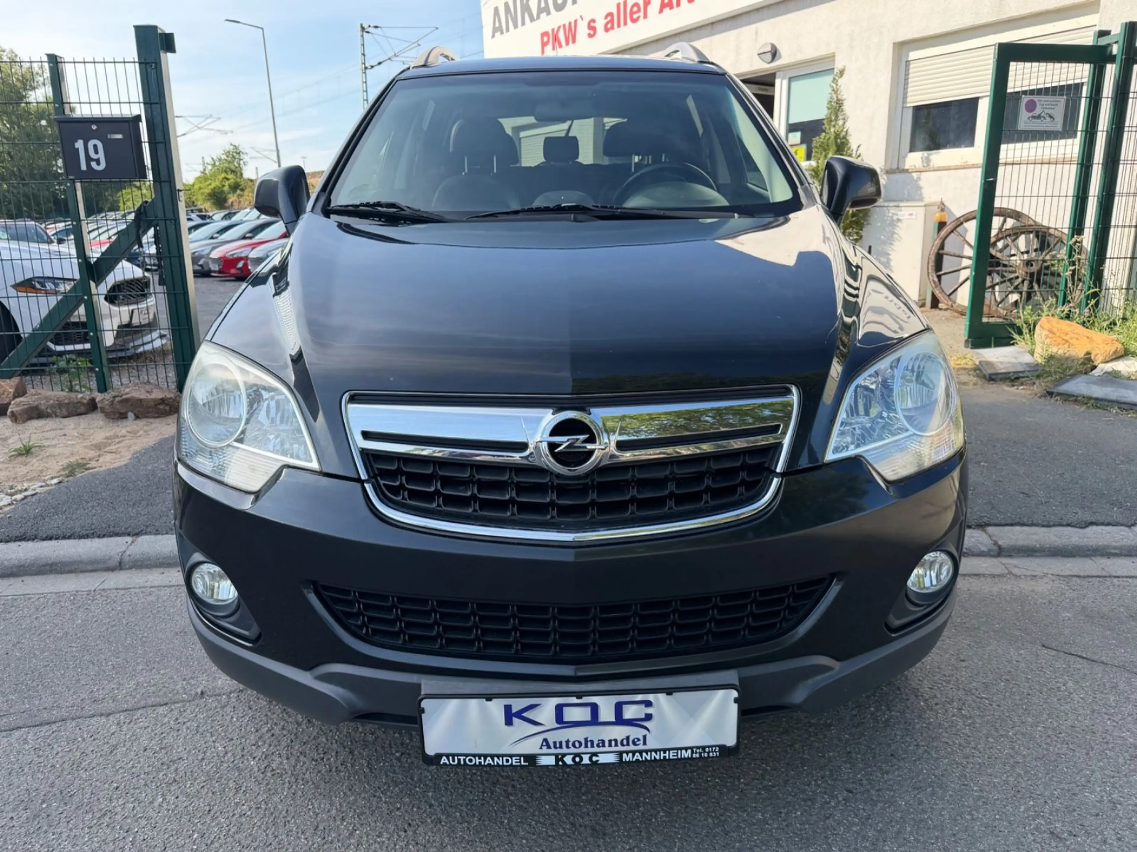 Opel Antara 2.2 CDTI Design Edition 4x4 / 1.Hand — photo 2