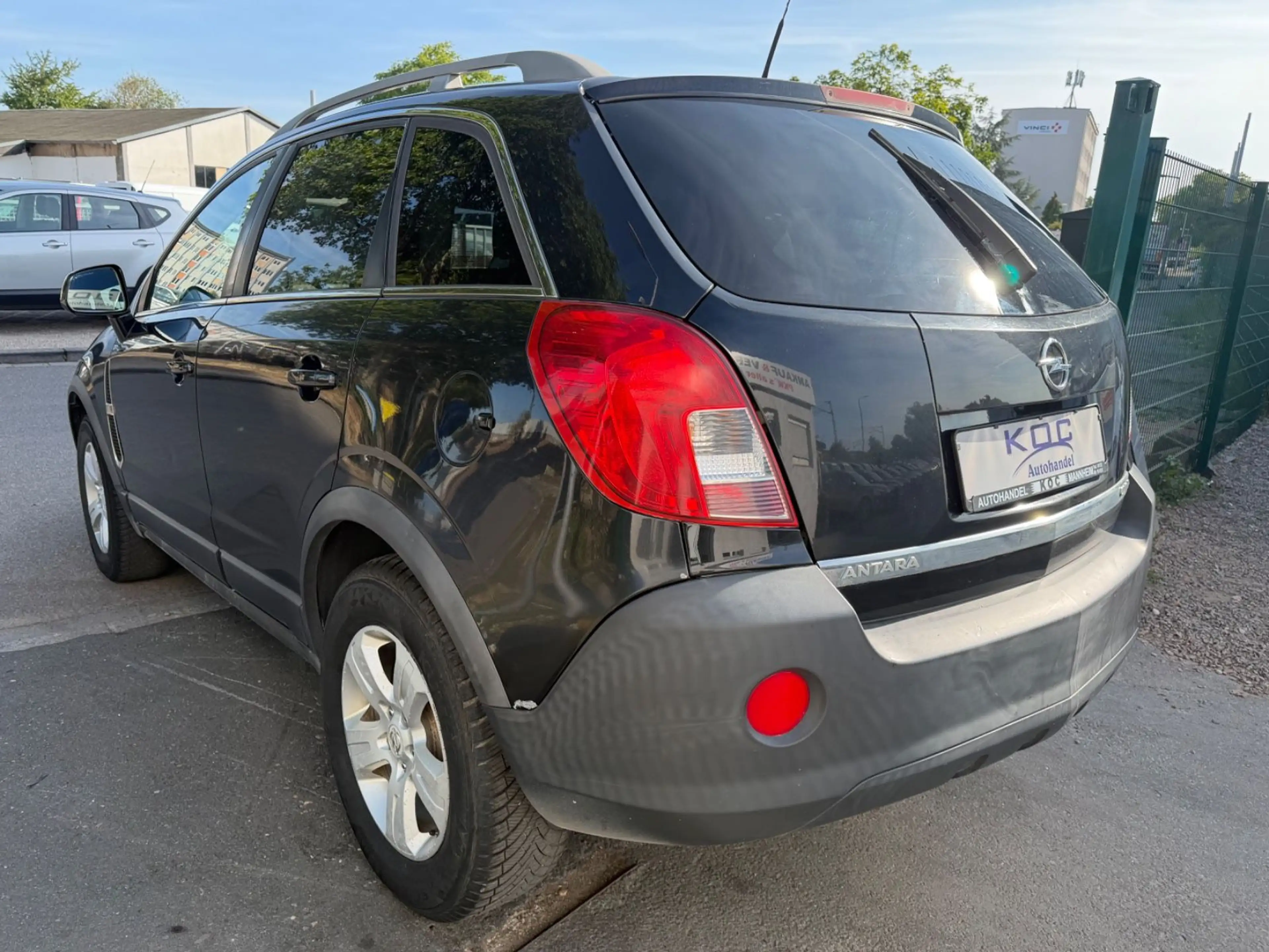Opel Antara 2.2 CDTI Design Edition 4x4 / 1.Hand — photo 4