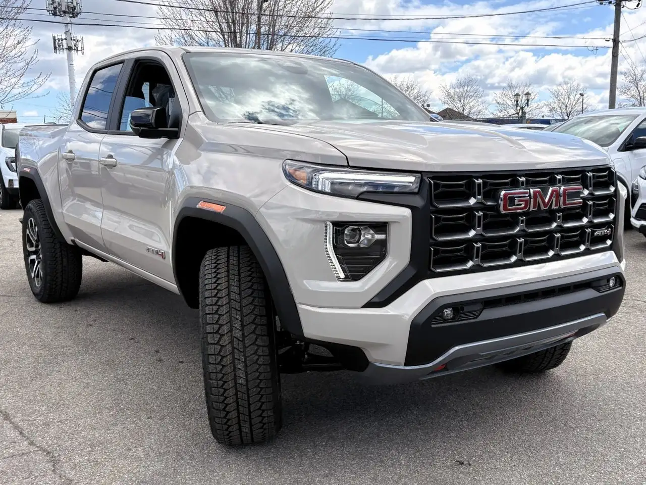 GMC Canyon снимка GMC Canyon