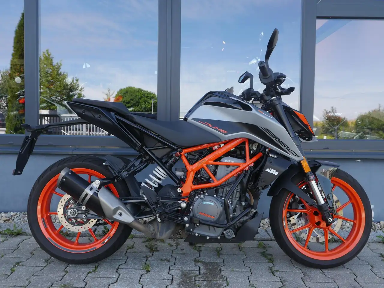 KTM 390 Duke