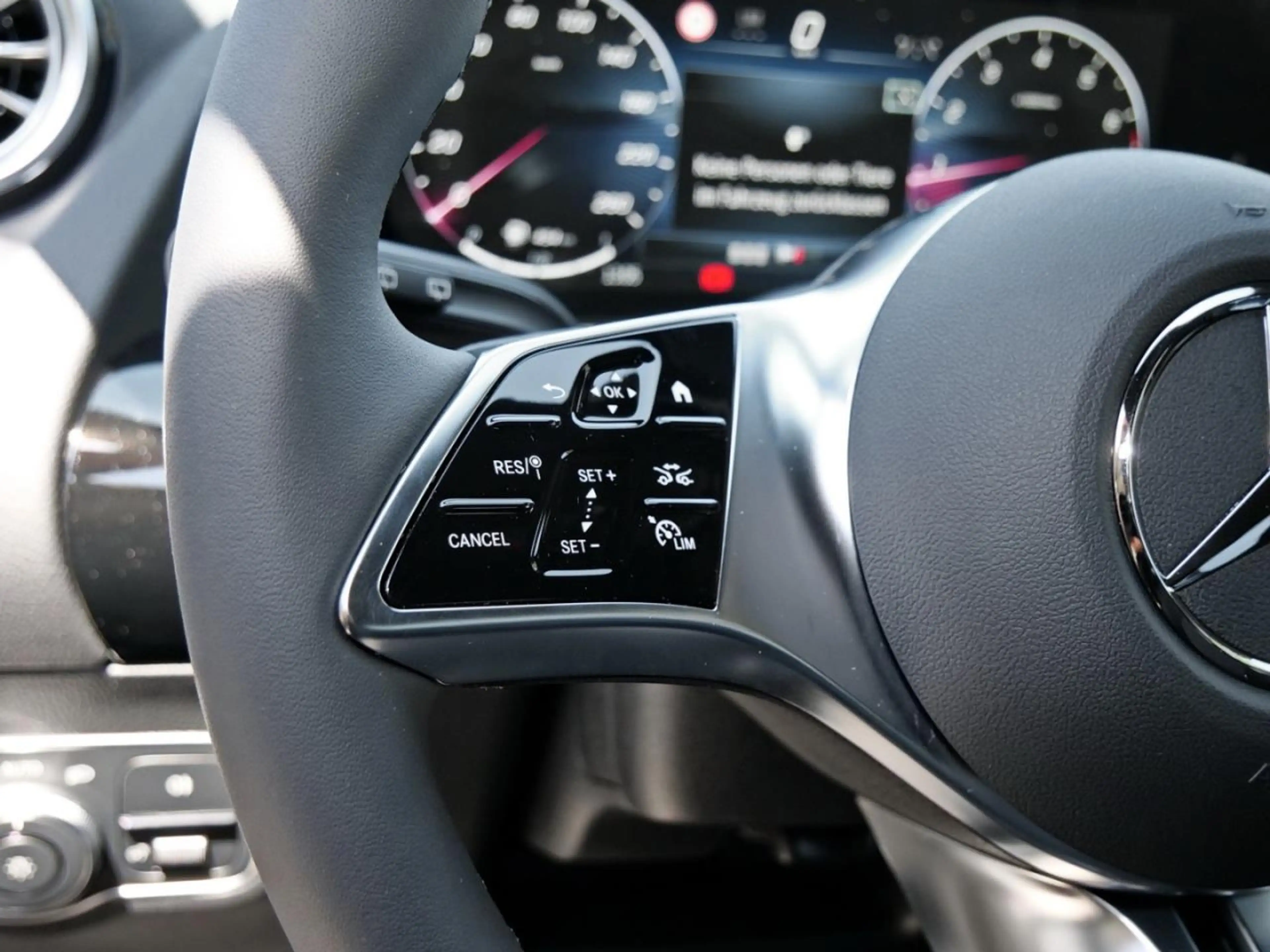 Mercedes-Benz B 180 Progressive Night Distronic Kamera AHK — photo 9