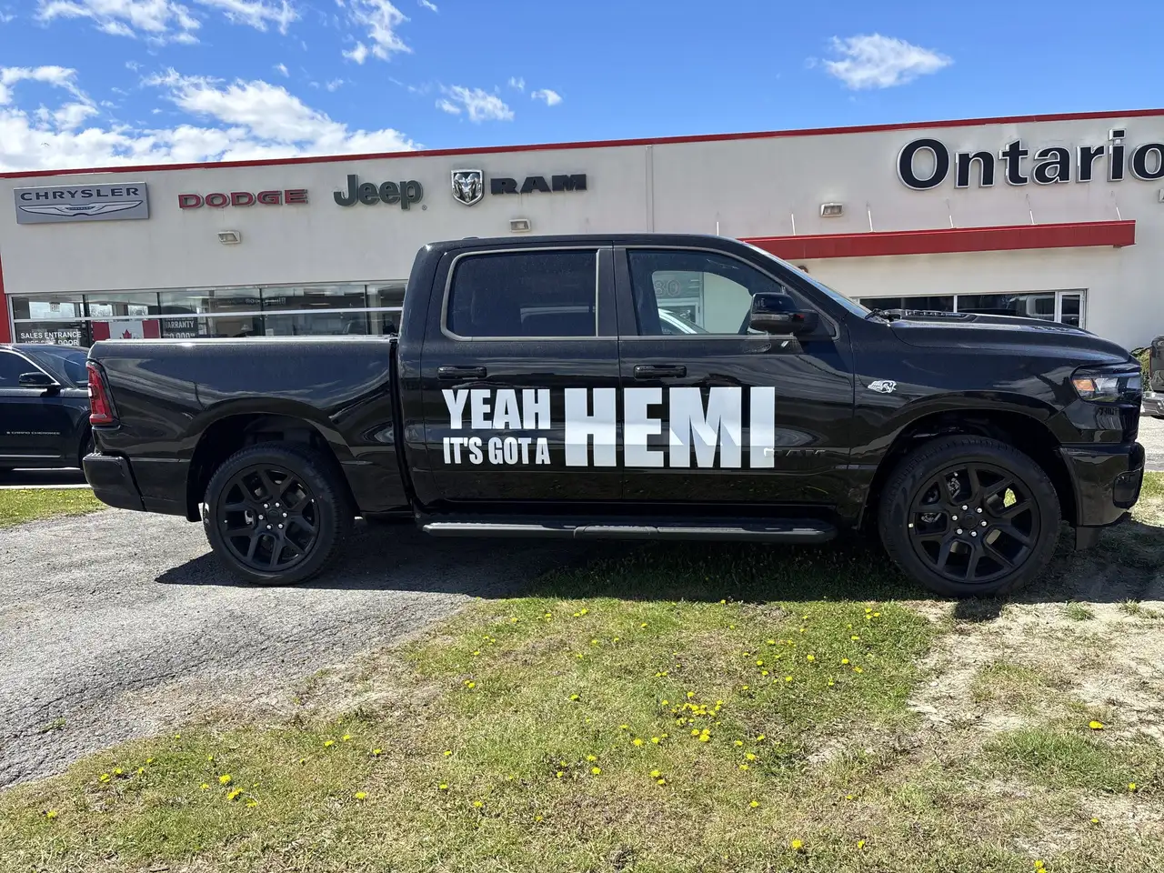 RAM 1500 снимка RAM 1500