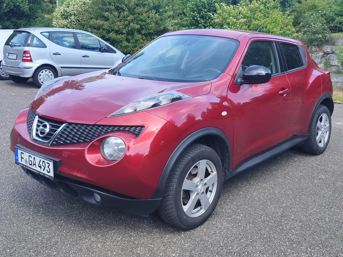 Nissan Juke 1.6 CVT Acenta Rood - 1