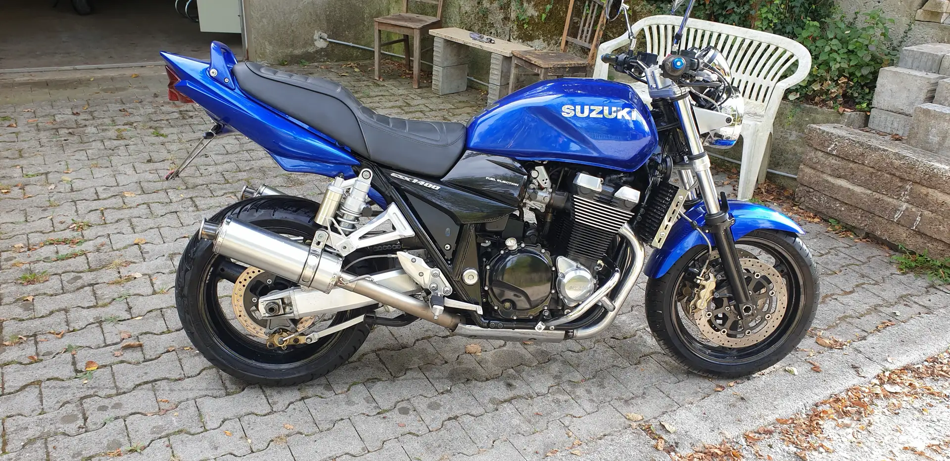 Suzuki GSX 1400 Modrá - 1