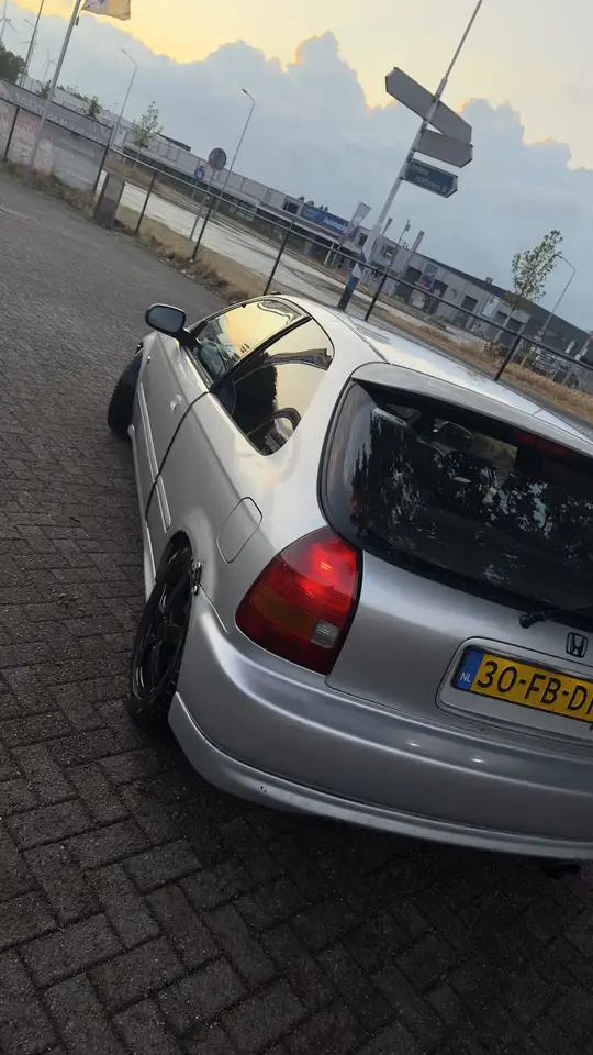 Honda Civic 1.4i S, foto 8