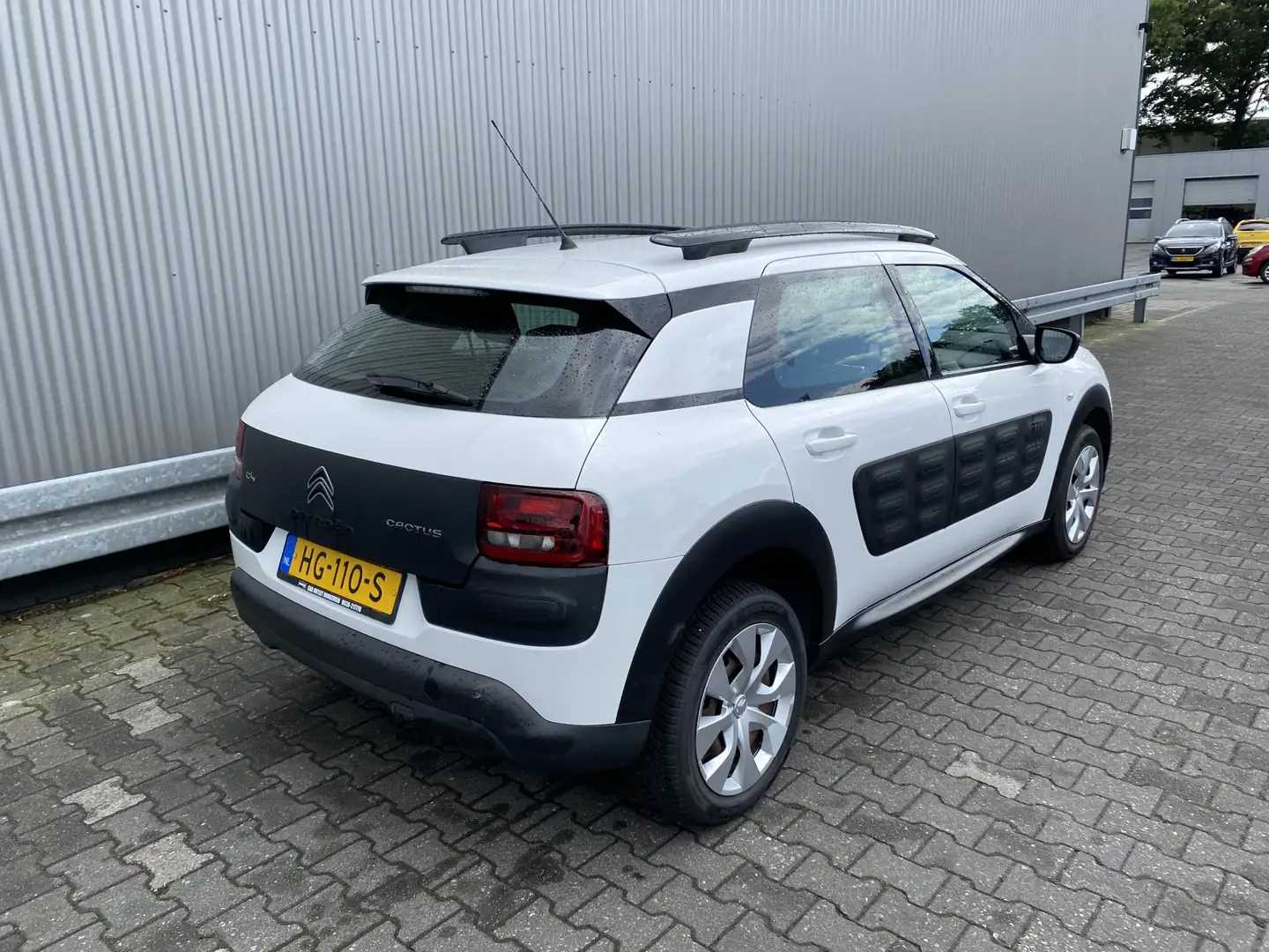 Citroen C4 Cactus 1.2 PureTech Feel 126Dkm.NAP, A/C, CC, Bluetooth, Wit - 2