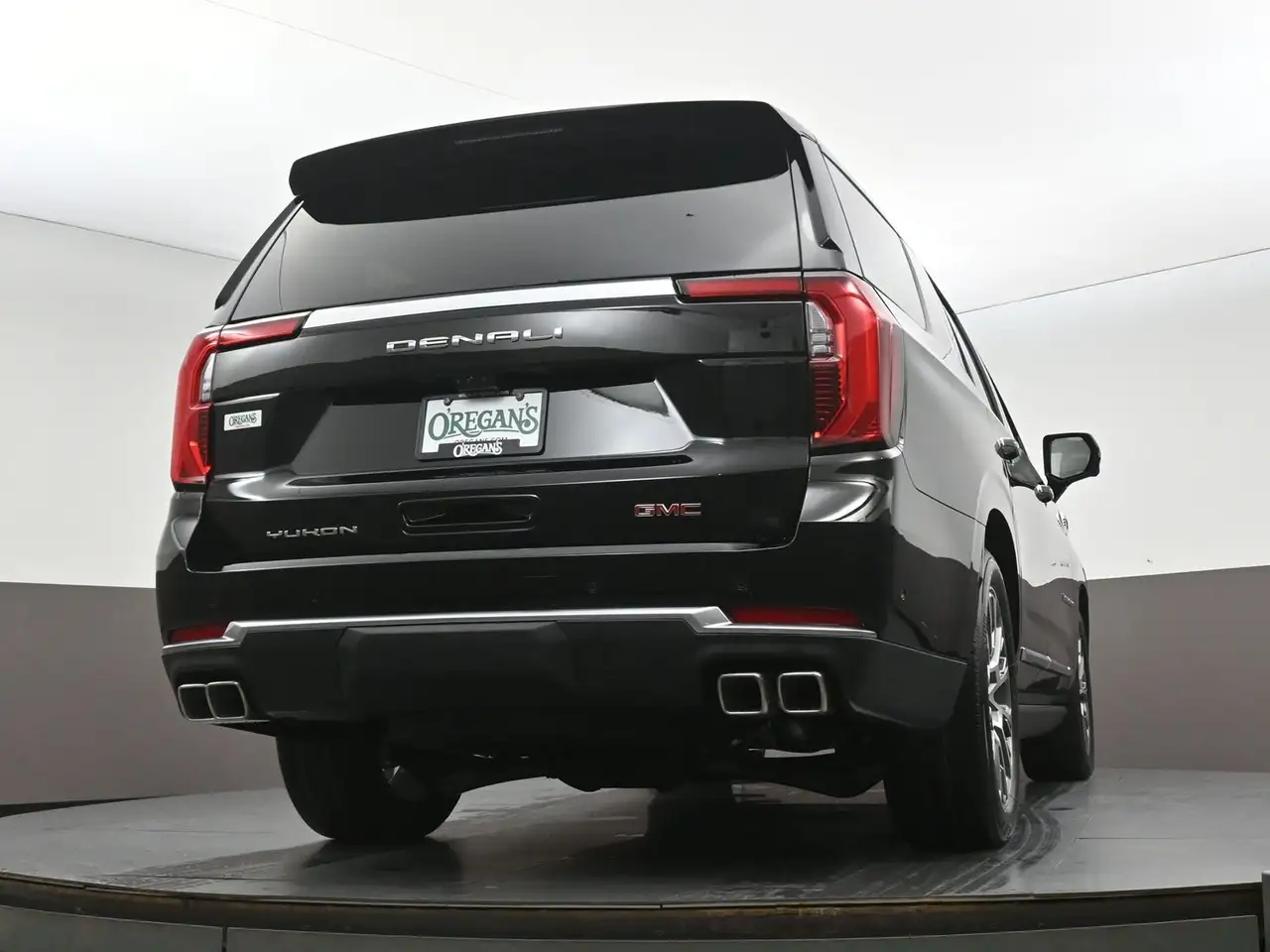 GMC Yukon снимка GMC Yukon