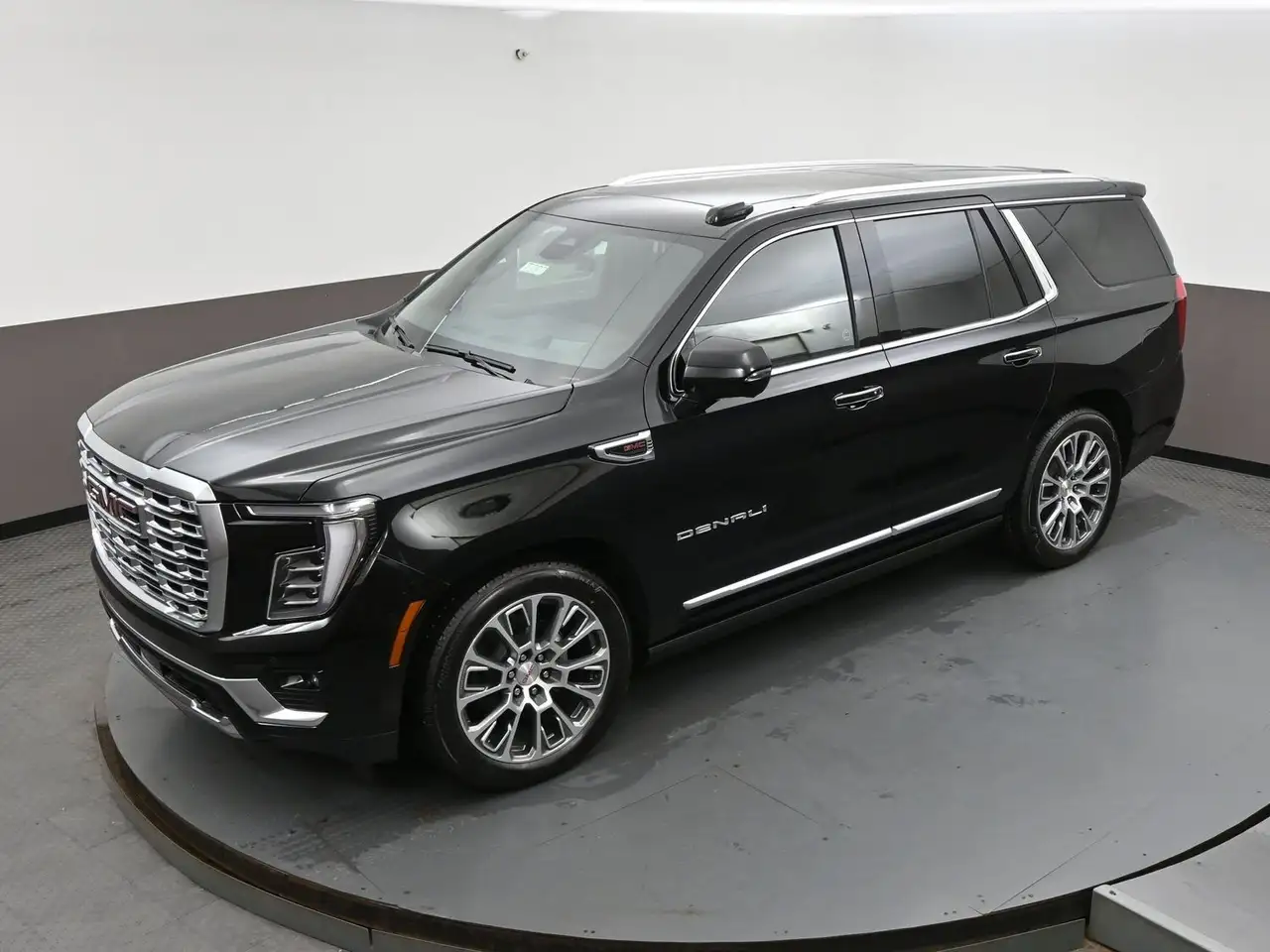 GMC Yukon снимка GMC Yukon