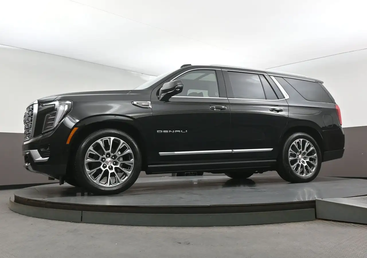 GMC Yukon снимка GMC Yukon