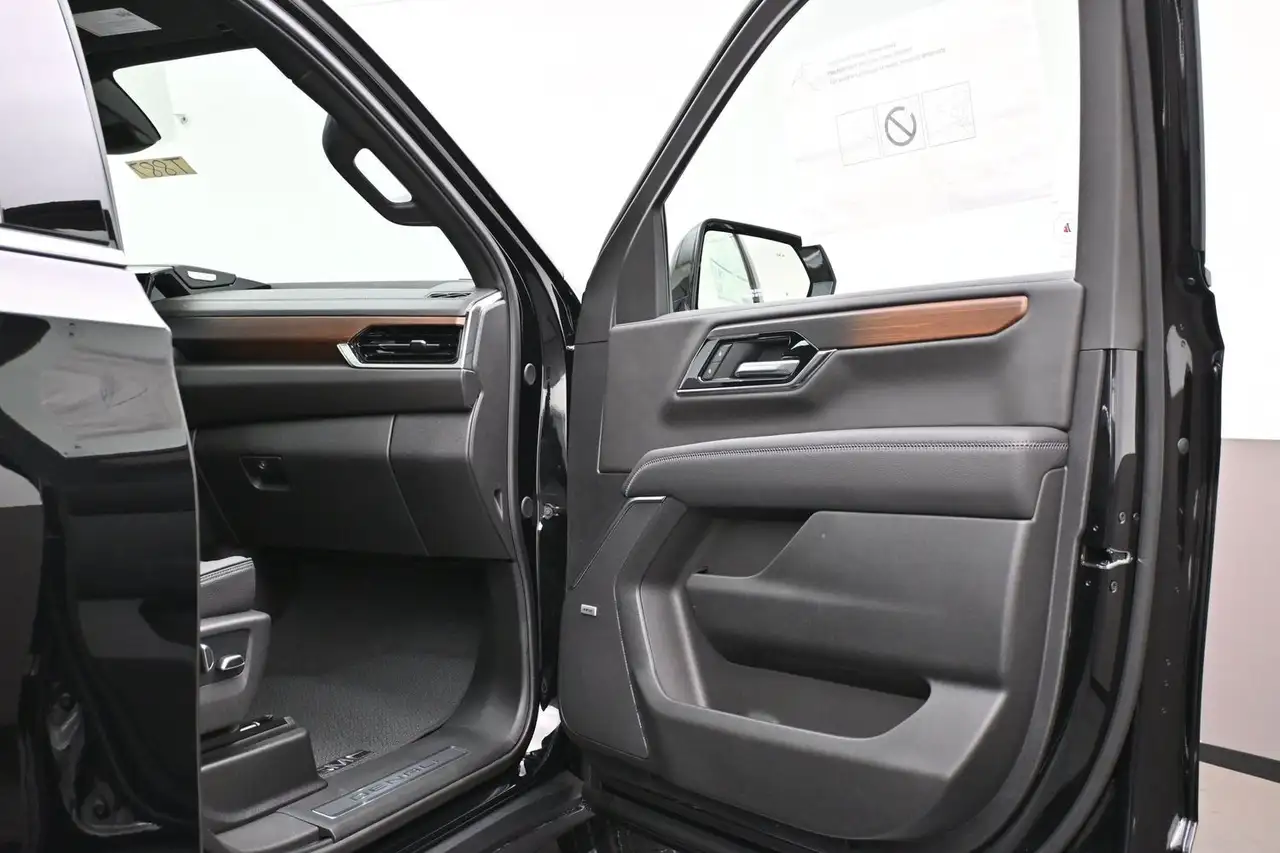 GMC Yukon снимка GMC Yukon