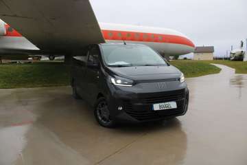 2L HDI 180 CV COMBI XL \9 PLACES\ GPS 3D USB RE ATTELAGE CAMÉRA BOITE AUTO EAT-8