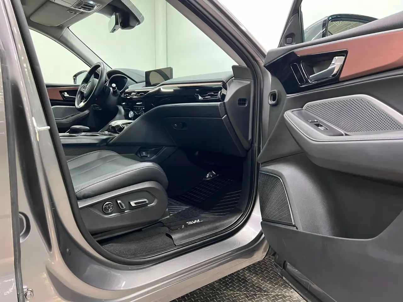 Acura MDX снимка Acura MDX