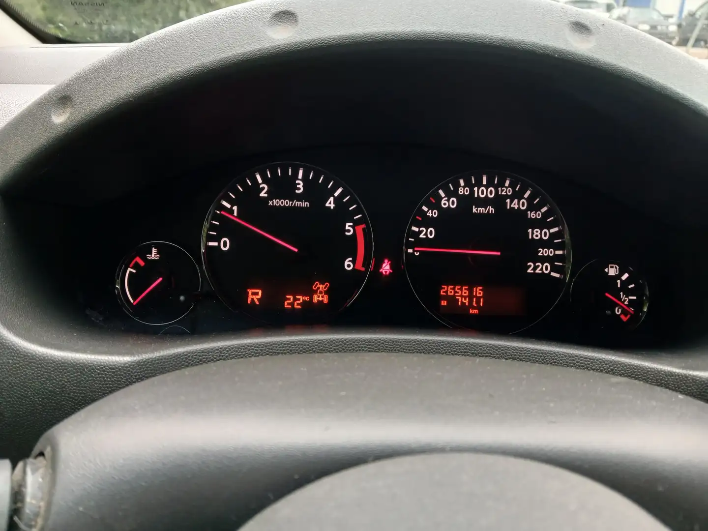 Nissan Navara - 2