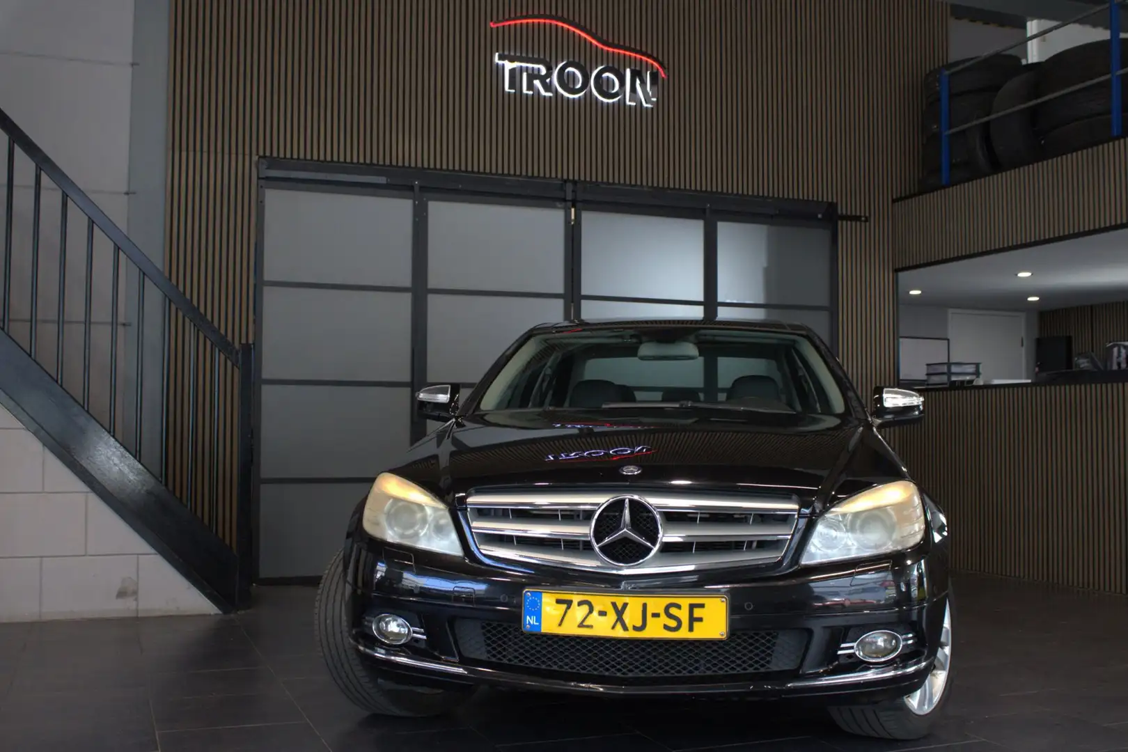 Mercedes-Benz C 280 Avantgarde Schwarz - 2