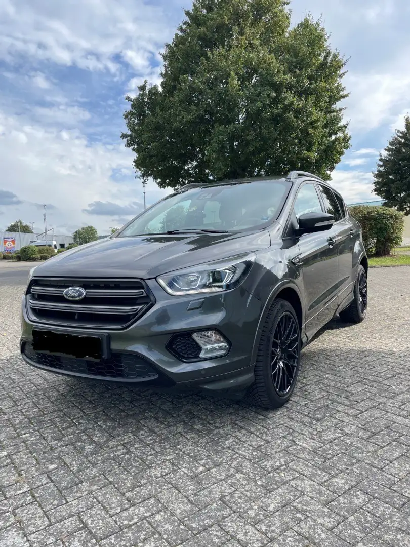 Ford Kuga ST-Line Grau - 1