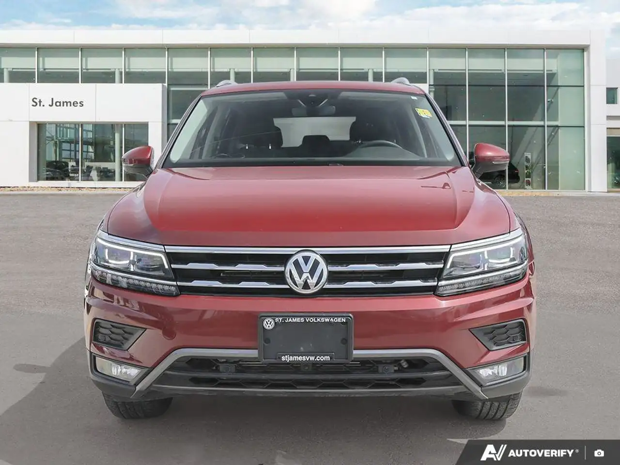 Volkswagen Tiguan снимка Volkswagen Tiguan