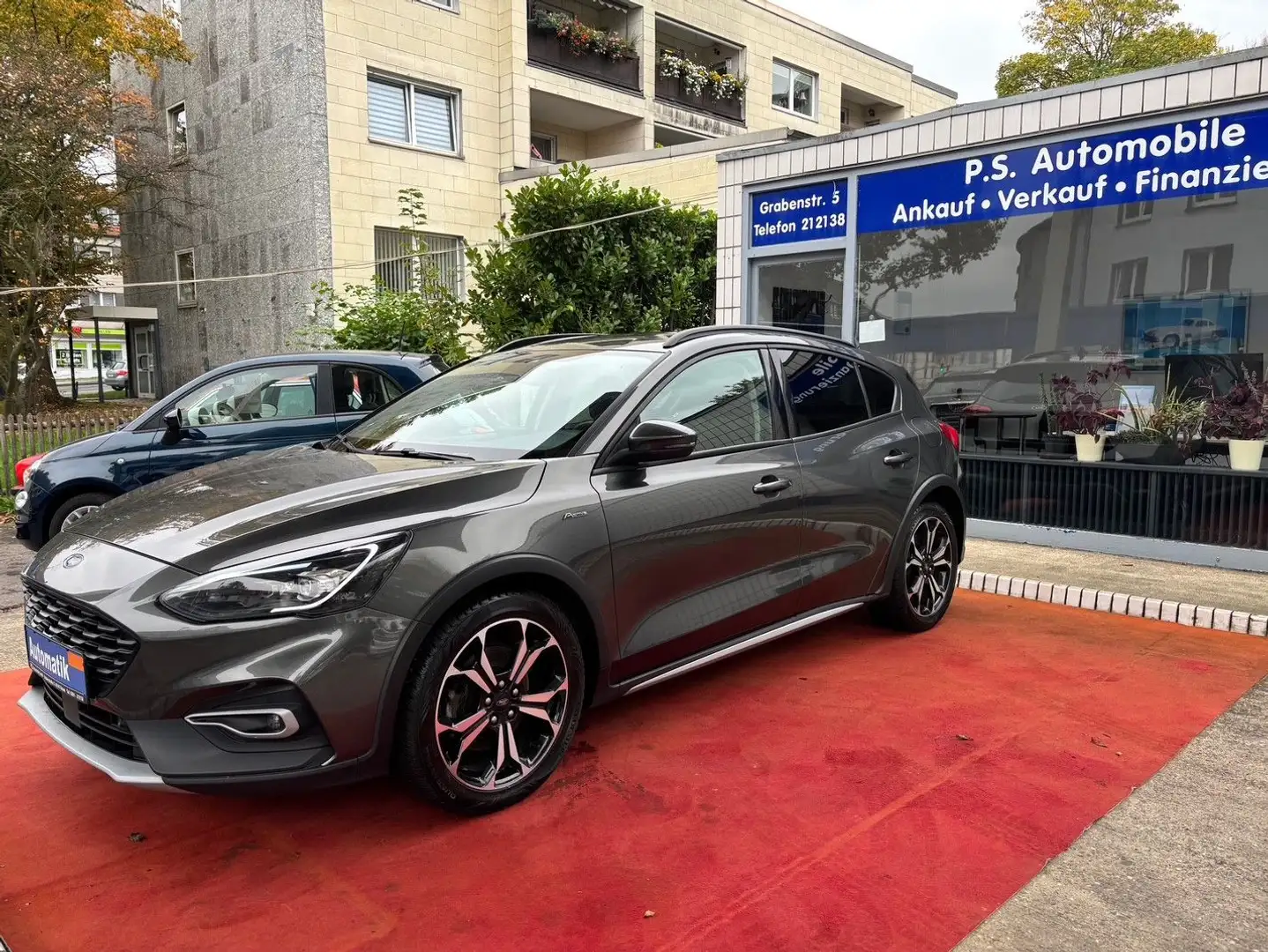 Ford Focus Lim. Active*1Hand*Automatik*Vollausst* Gris - 1