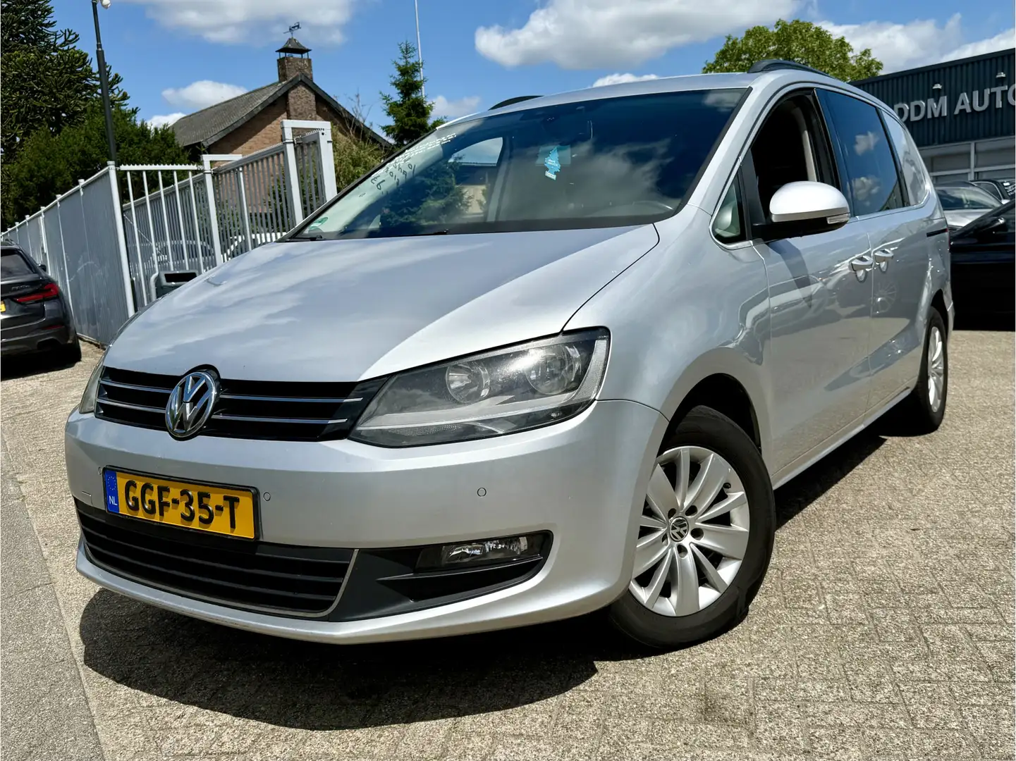 Volkswagen Sharan 2.0 TDI HIGHLINE Šedá - 1