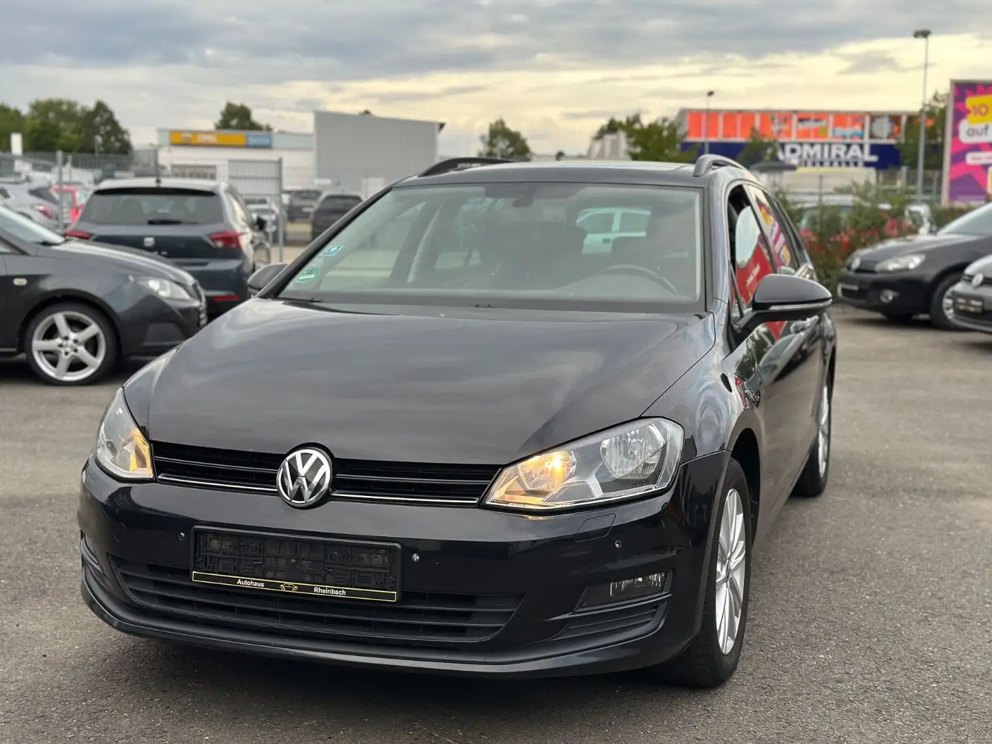 Volkswagen Golf VII Variant Lückenlos Scheckheft-Ergo Activ Negro - 1