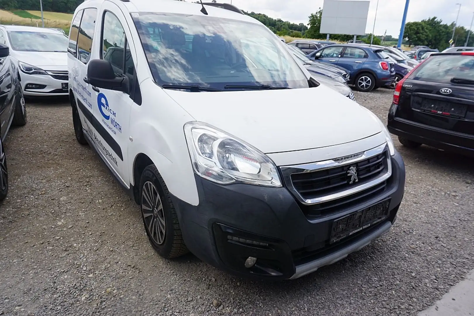 Peugeot Partner Tepee Outdoor 1,6 BHDI 100 S&S Argintiu - 1