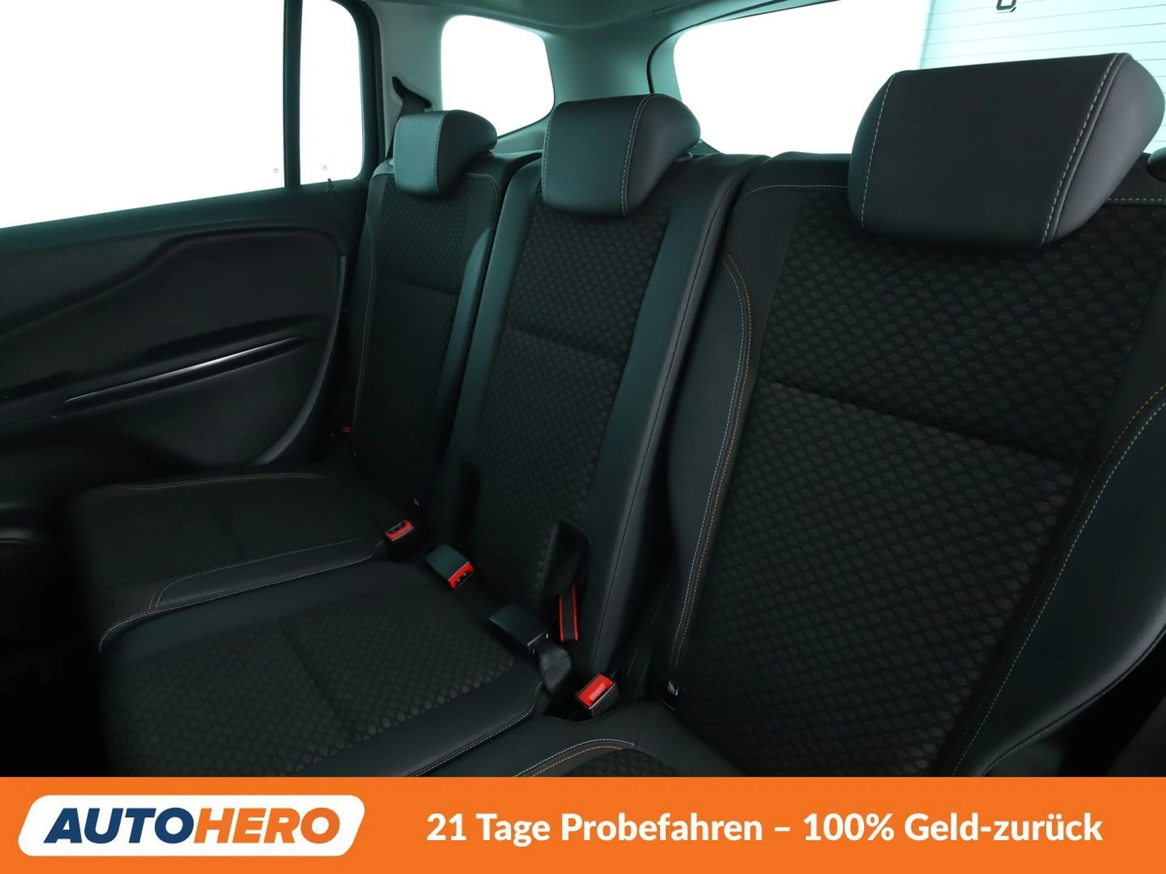 Opel Zafira Tourer 1.6 SIDI Turbo Innovation Aut.*CAM*NAVI*TEMPO* — photo 14