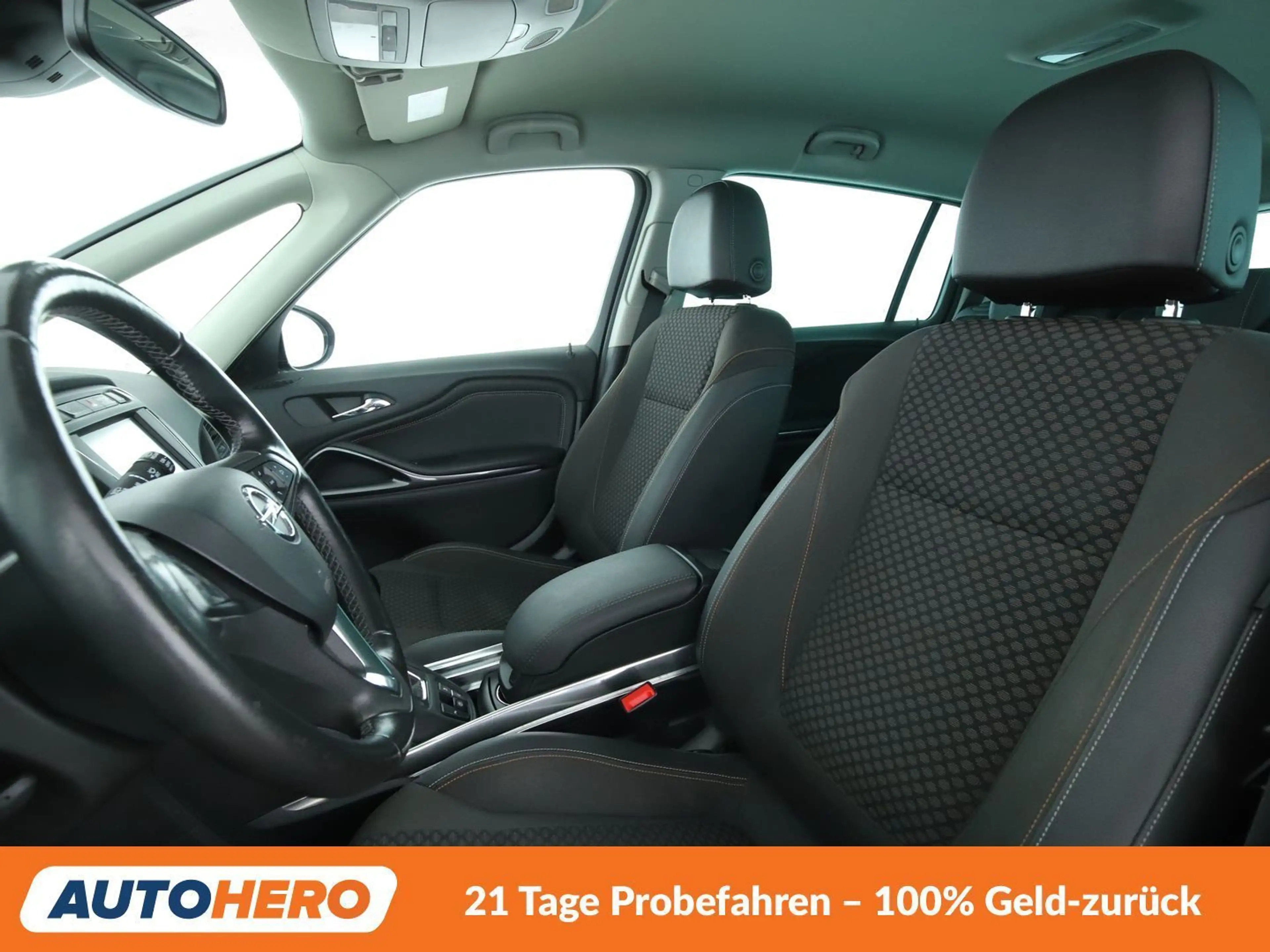 Opel Zafira Tourer 1.6 SIDI Turbo Innovation Aut.*CAM*NAVI*TEMPO* — photo 10