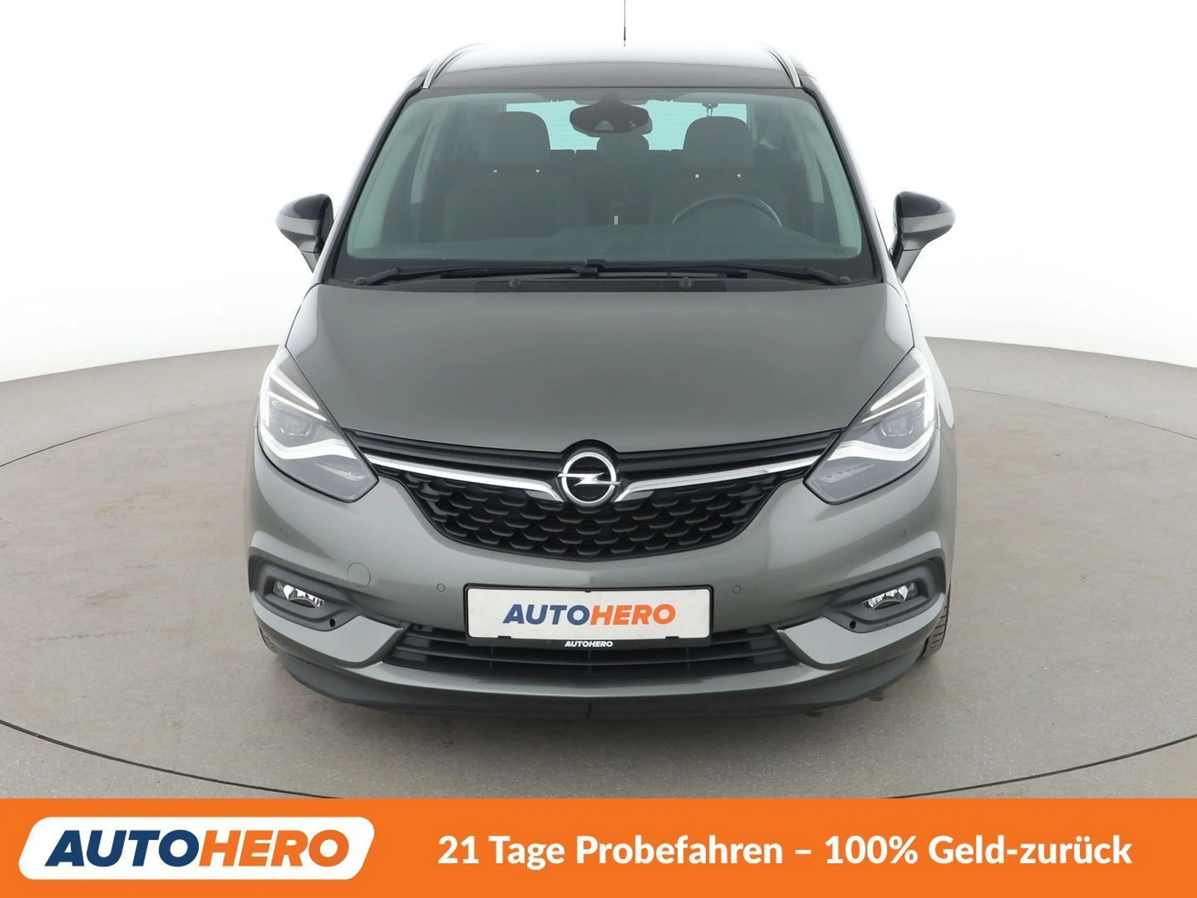 Opel Zafira Tourer 1.6 SIDI Turbo Innovation Aut.*CAM*NAVI*TEMPO* — photo 9