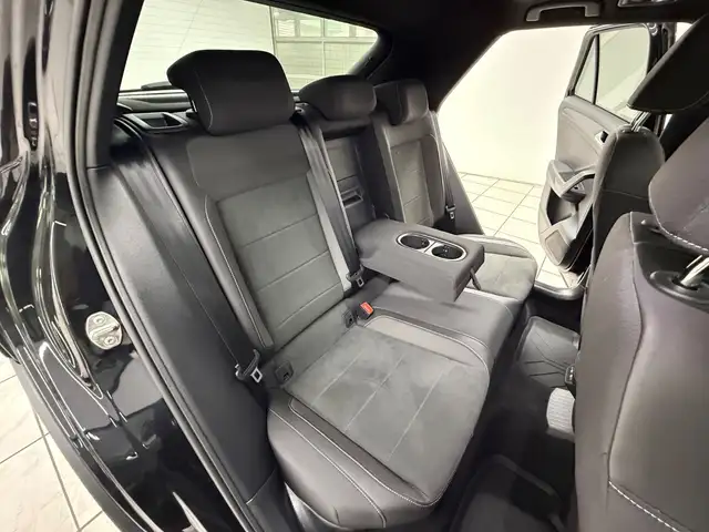 Volkswagen T-Roc view 13